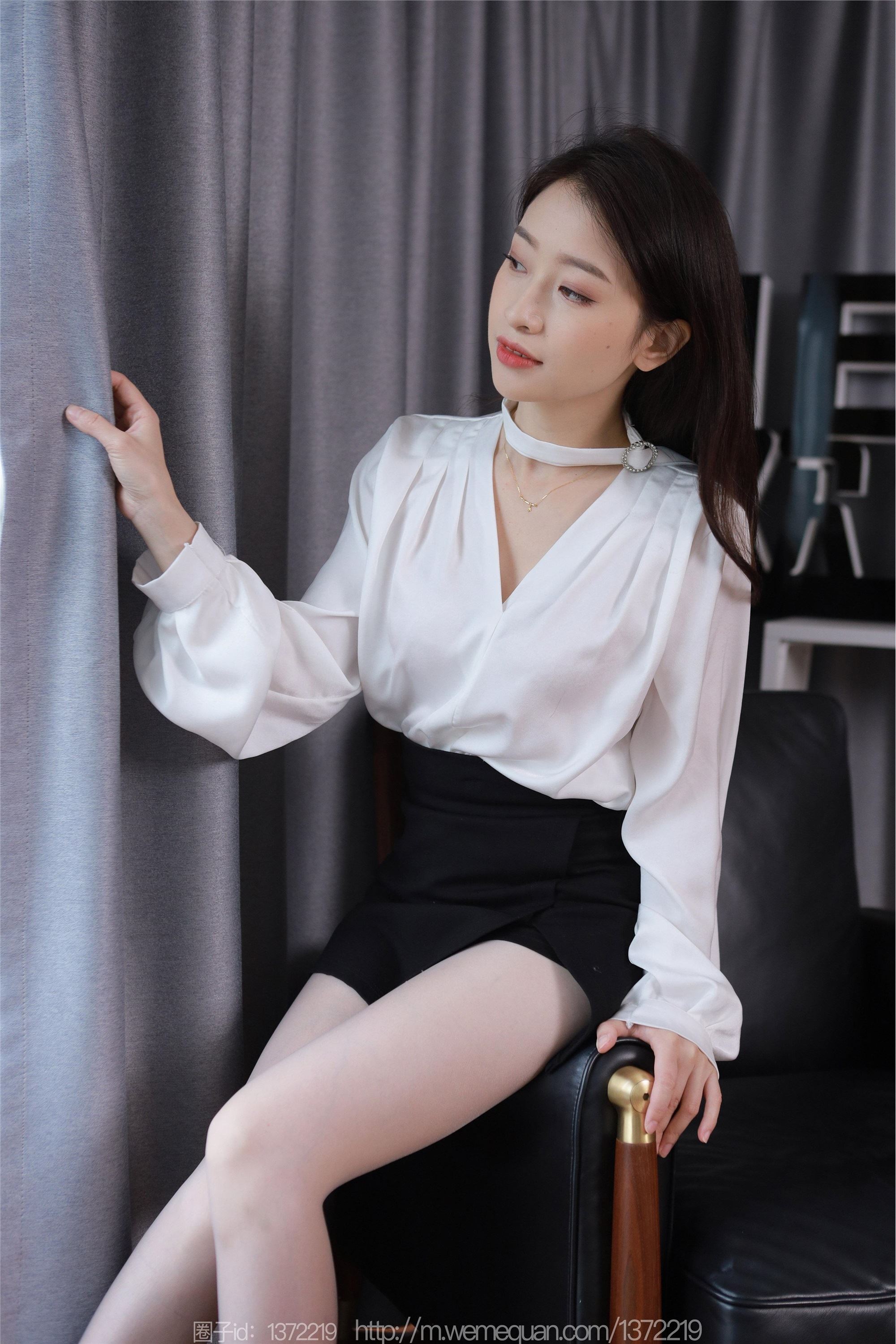 IESS异思趣向  2023.05.08 丝享家 1445 小婕《黑白渐变》